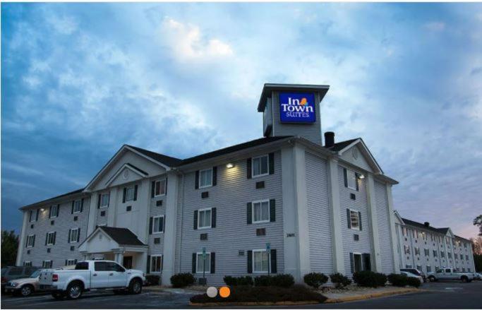Intown Suites Extended Stay Richmond Va - Chester Exteriör bild